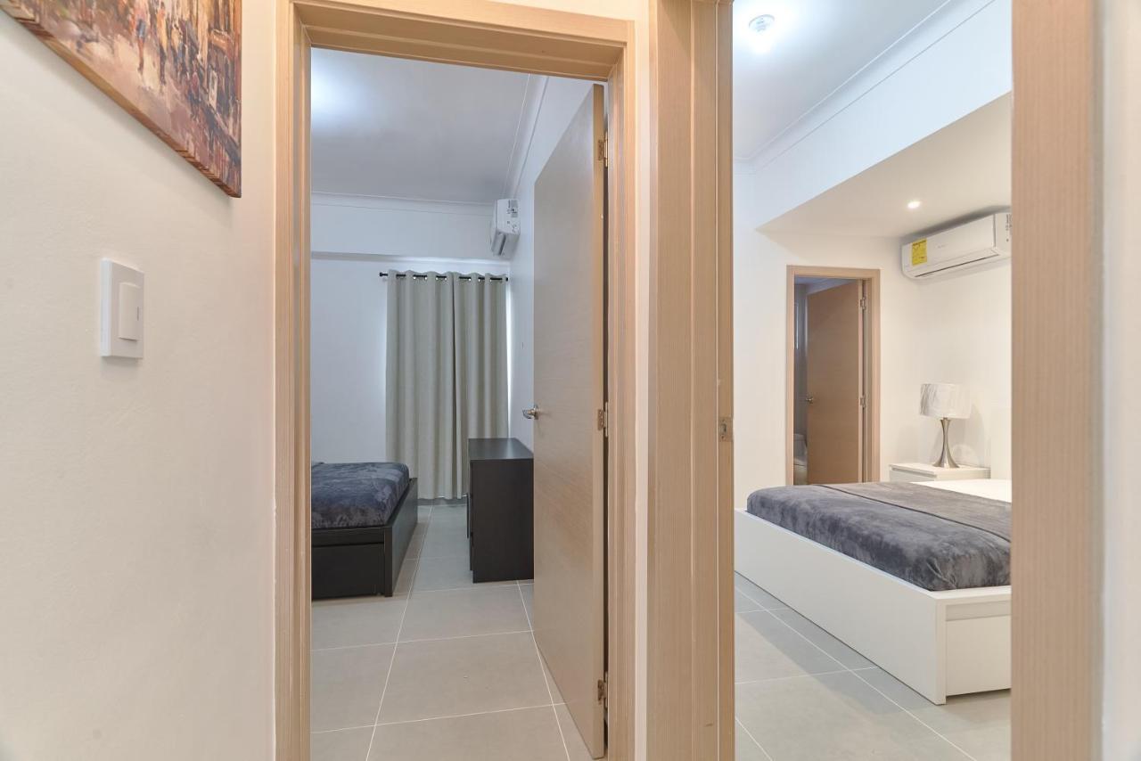 Dom. Rep. Exclusive 2 Bed Apt. Evaristo Morales Санто Доминго Екстериор снимка