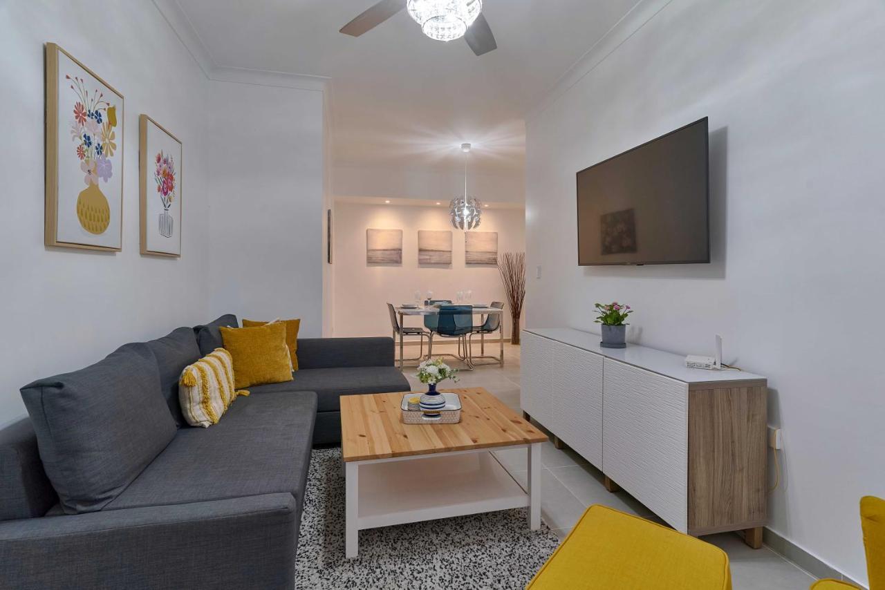 Dom. Rep. Exclusive 2 Bed Apt. Evaristo Morales Санто Доминго Екстериор снимка
