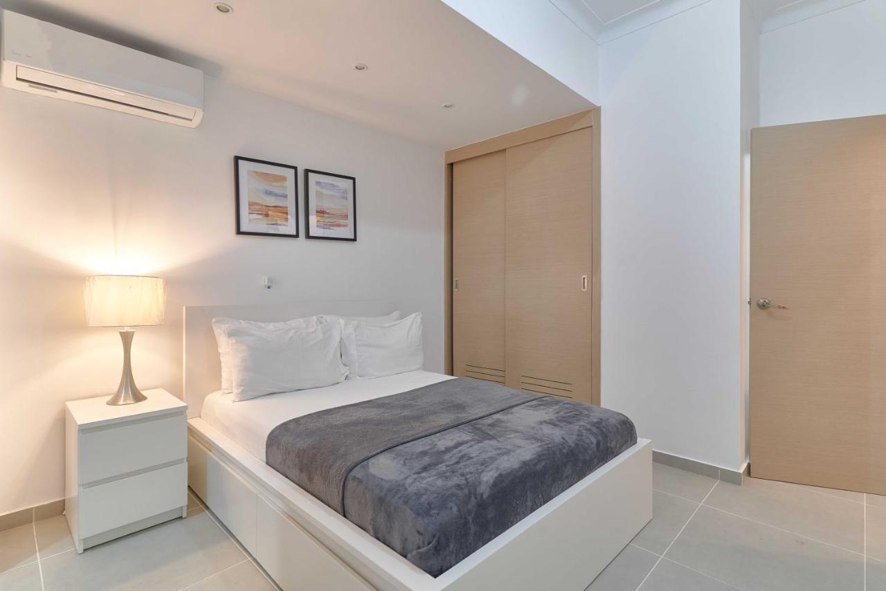 Dom. Rep. Exclusive 2 Bed Apt. Evaristo Morales Санто Доминго Екстериор снимка
